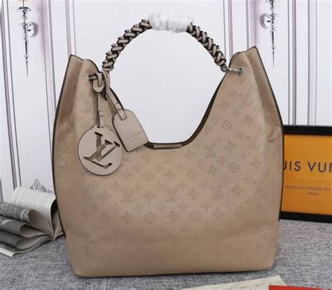 Replica Louis Vuitton Mahina Beaubourg MM Hobo In Off White